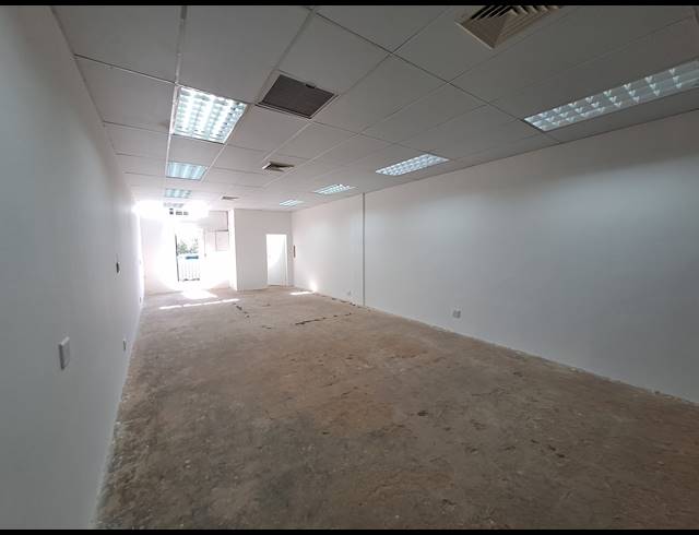 62M² OFFICE TO LET IN CRAIGHALL